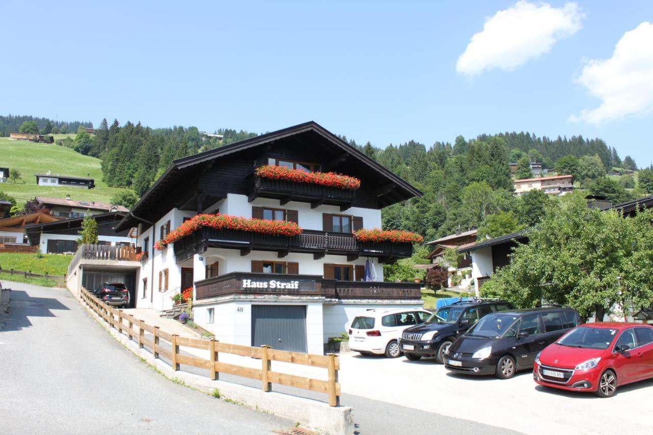 Haus Straif Lägenhet Brixen im Thale Exteriör bild